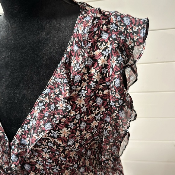 BCBG Ruffled Floral Print Surplice Romper, Size Small - Picture 10 of 14